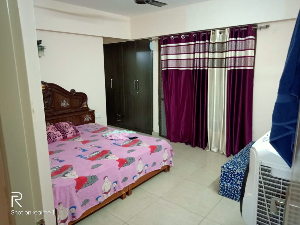 Flat In Ashiana Town